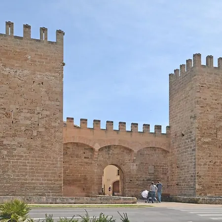 Jaume *